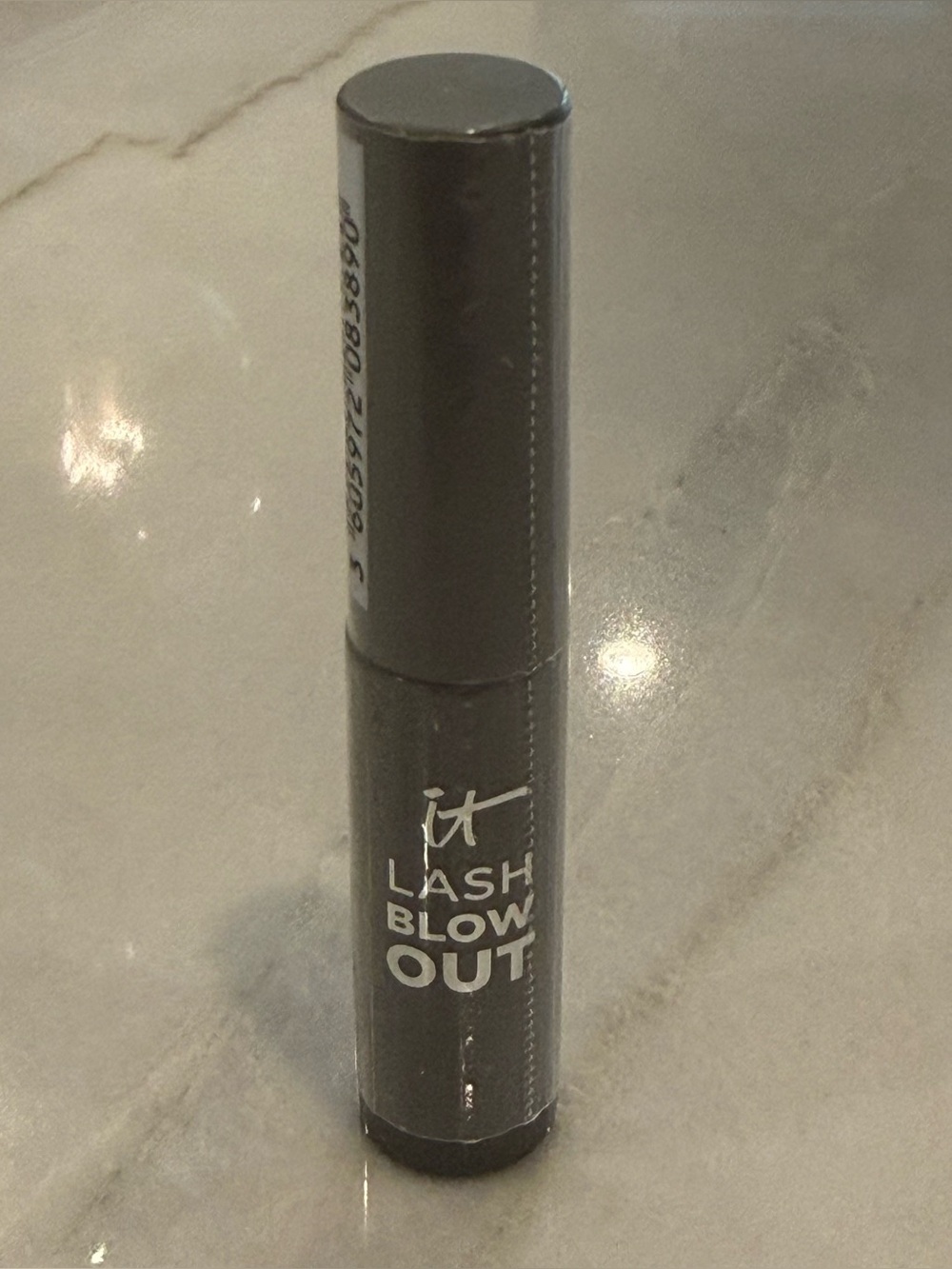 NEW⛱️IT Cosmetics - Mini Lash Blowout Salon Volume Lift Mascara - Picture 1 of 1
